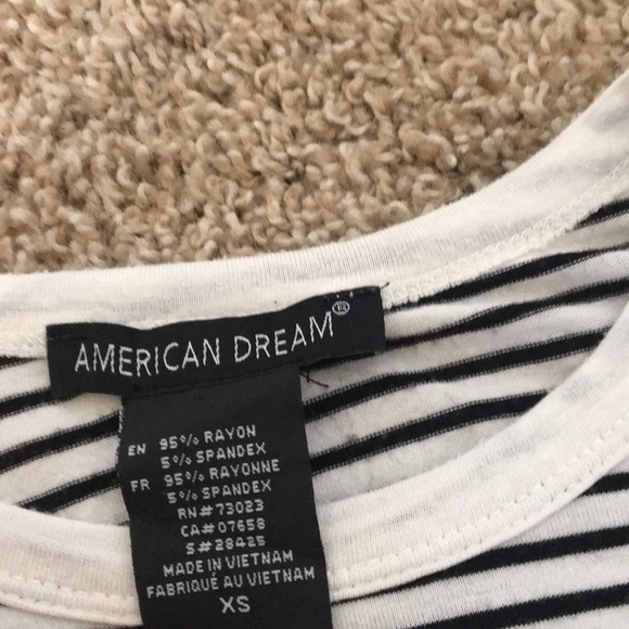 Simple black and white striped shirt - Picture 3 of 3